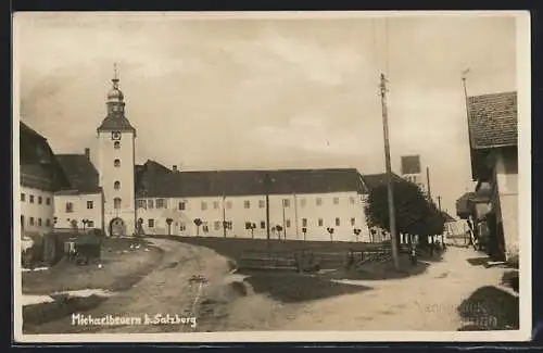 AK Dorfbeuern, Stift Michaelbeuern, Strassenpartie mit Kirche