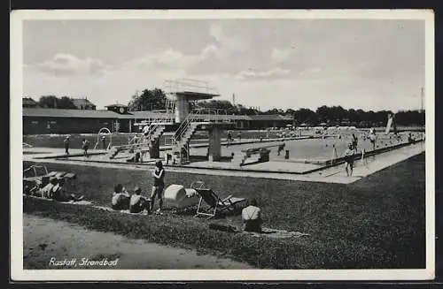 AK Rastatt, Strandbad mit Besuchern