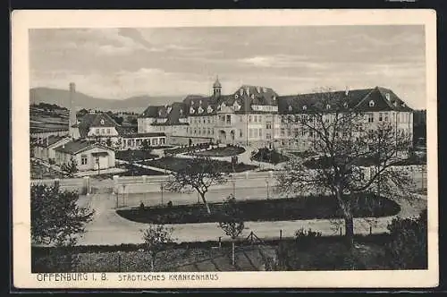 AK Offenburg im Schwarzwald, Blick auf das Städtische Krankenhaus