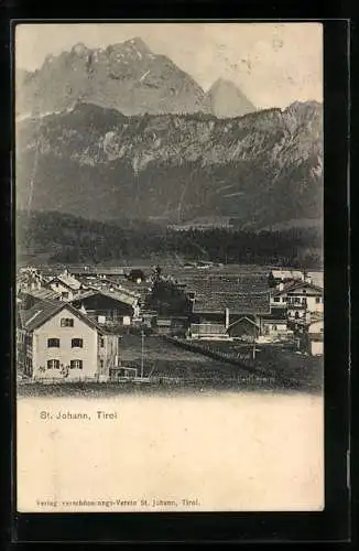 AK St. Johann, Totalansicht mit Blick ins Gebirge