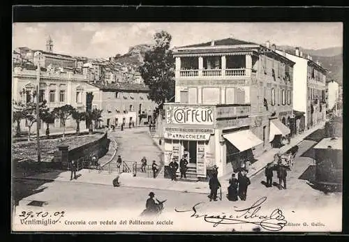 AK Ventimiglia, Crocevia con veduta del Politeama sociale