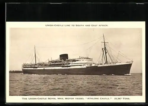 AK Passagierschiff Athlone Castle vor der Küste