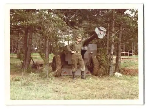 9 Fotografien unbekannter Fotograf, Ansicht Gemünda, Bundeswehr-Übung mit Artillerie & Lastwagen an der Zonengrenze