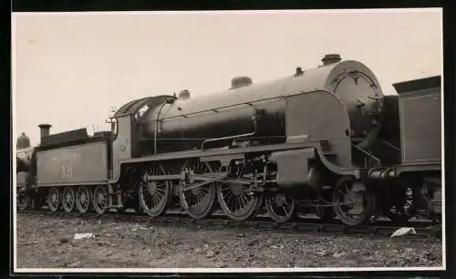 Fotografie Colling Turner, britische Eisenbahn, Dampflok Southern Railways, Tender-Lokomotive Nr. 331
