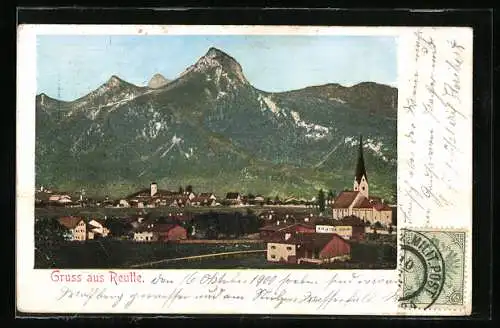 AK Reutte, Ortsansicht gegen Bergpanorama