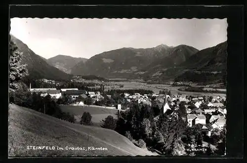 AK Steinfeld im Drautal, Ortsansicht gegen die Berge
