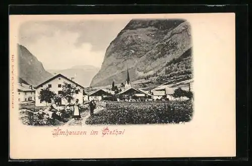 AK Umhausen /Ötzthal, Ortsansicht vor Bergpanorama