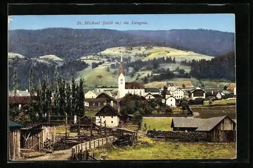 AK St. Michael i. L., Blick zur Kirche mit bewaldeten Hügeln im Hintergrund