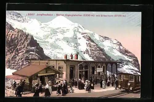 AK Eigergletscher, Bahnhof der Jungfraubahn mit Silberhorn