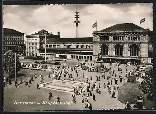 AK Hannover, Hauptbahnhof mit Denkmal