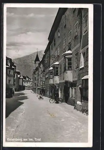 AK Rattenberg am Inn, Strassenpartie im Winter