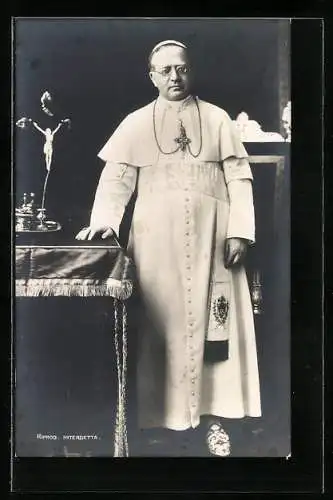 AK Papst Pius XI. in Robe mit Kreuzkette