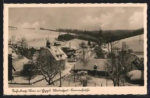AK Rechenberg-Bienenmühle im Erzgeb., Ortspartie mit Kapelle im Schnee