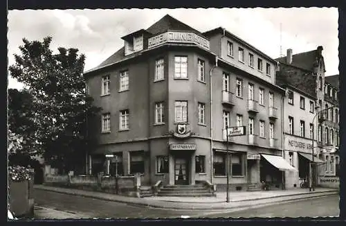 AK Niederlahnstein /Rhein, Hotel Jung mit Strassenpartie