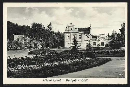 AK Msené Lázne u Budyne n. Ohrí, Schloss mit Garten