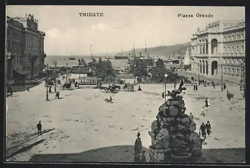 AK Trieste, Piazza Grande, Strassenbahn