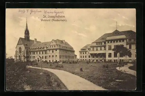 AK Waldniel, Blick zum St. Josefsheim