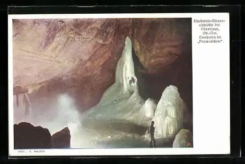 AK Dachstein-Rieseneishöhle bei Obertraun, Eissäulen im Parzivaldom