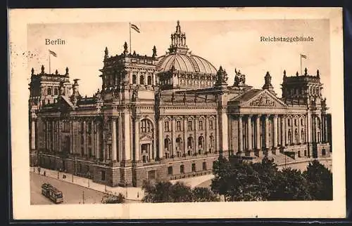 AK Berlin-Tiergarten, Reichstag aus der Vogelschau
