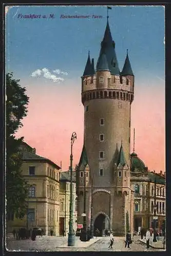 AK Frankfurt a. M., Eschenheimer Turm mit Fussgängern