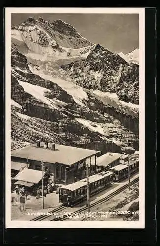 AK Jungfraubahn an der Station Eigergletscher