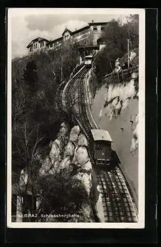 AK Graz, Schlossbergbahn fährt den Berg hinab