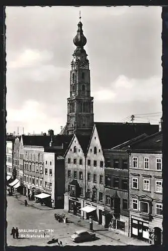 AK Braunau am Inn, St. Stefansturm mit Geschäften