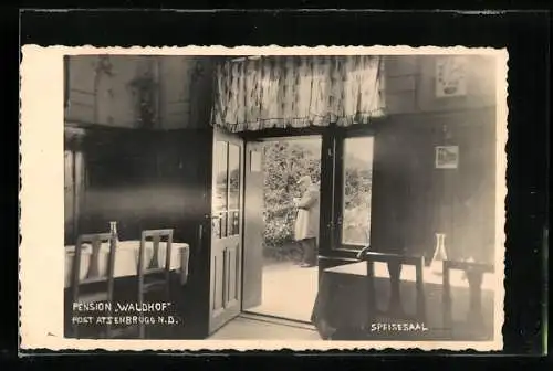 AK Atzenbrugg /N.D., Hotel-Pension Waldhof, Speisesaal