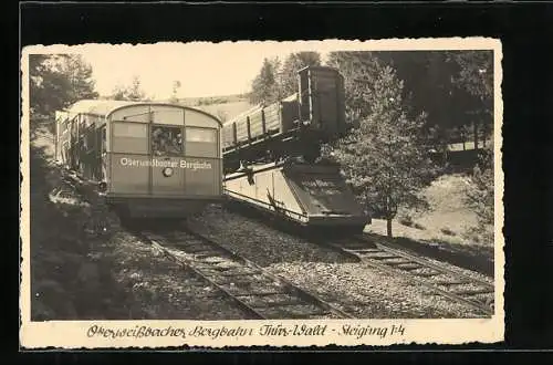 AK Oberweissbacher Bergbahn fährt durch Thüringer Wald