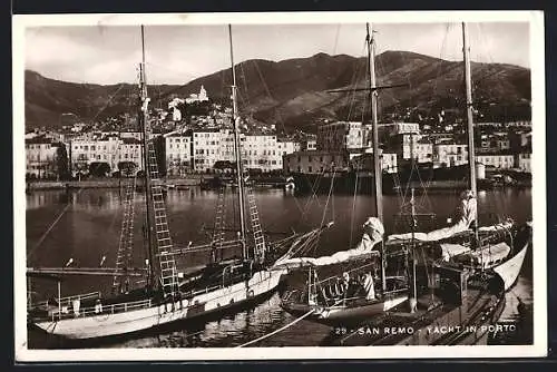 AK San Remo, Yacht In Porto