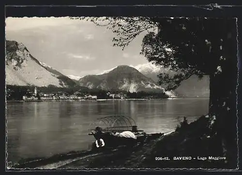 AK Baveno /Lago Maggiore, Ortsansicht mit See und Bergpanorama