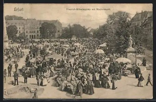 AK Erfurt, Friedrich-Wilhelmsplatz mit Wochenmarkt