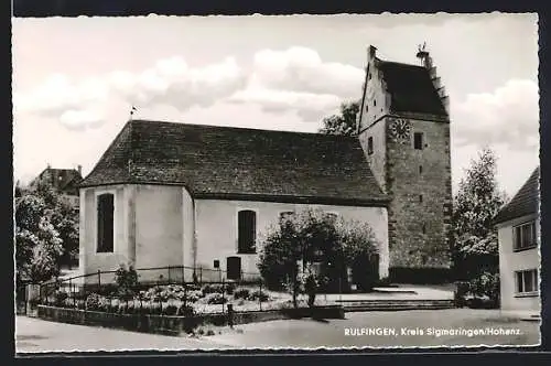 AK Rulfingen /Kreis Sigmaringen, Kirche mit Strassenpartie