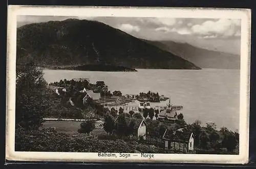 AK Balholm /Sogn, Ort und Hafen aus der Vogelschau
