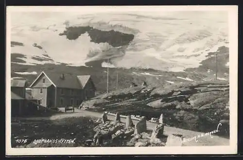 AK Djupvandshytten, Hotel am Gletscher