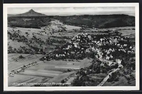 AK Jungingen /Hohenzollern, Totalansicht, Fliegeraufnahme Gasthof Zum Adler