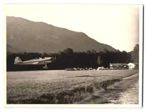 37 Fotografien Ansicht Kirchheim / Teck, Flugplatz Hahnweide, Segelflugzeuge, Schlepp-Flugzeug, Hangar, Segelflieger u.a