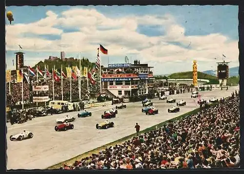 AK Nürburgring, Formel-1 Autorennen, Rennwagen am Start vor der Haupttribüne