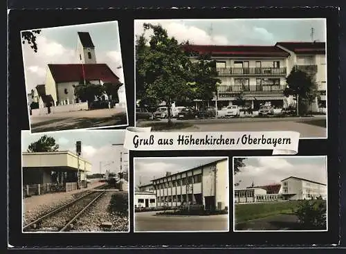 AK Höhenkirchen /Obb., Bahnhof mit einfahrendem Zug, Kirche, Wohnhaus