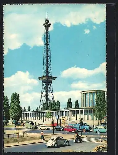 AK Berlin, Blick zum Messegelände mit Funkturm