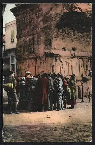 AK Salonica, A characteristic scene under the Arch of Alexander the Great