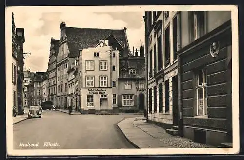 AK Stralsund, Fährstrasse mit Geschäften