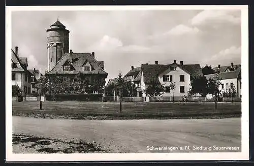 AK Schwenningen a. N., Blick in die Siedlung Sauerwasen, Wasserturm