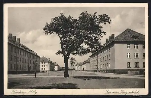 AK Oldenburg i. Oldbg., Parie in der Kaserne Kreyenbrück, Kasernenhof