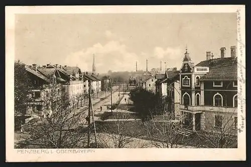 AK Penzberg /Oberbayern, Strassenpartie aus der Vogelschau