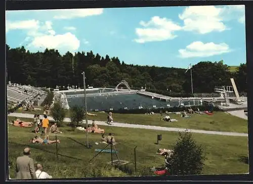 AK Butzbach /Hessen, Freibad mit Becken und Liegewiese