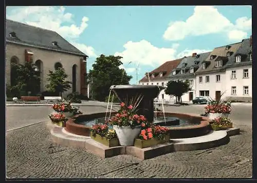 AK Weissenstadt, Marktplatz mit Brunnen