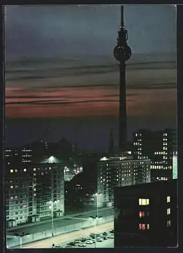 AK Berlin, Blick zum Fernseh- und Ukw-Turm bei Nacht