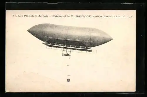 AK Zeppelin von M. Malecot in der Luft
