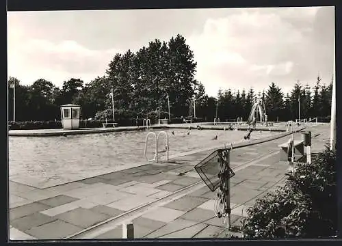 AK Edewecht, Badegäste im Freibad